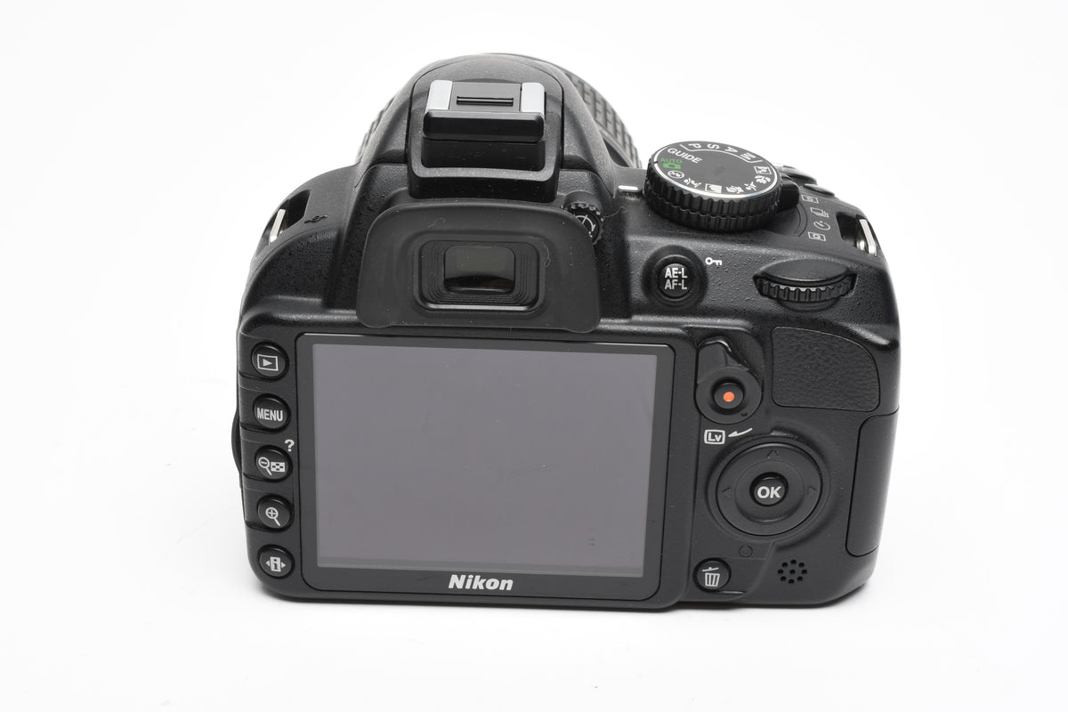 Nikon D3100 DSLR w/Nikkor AFS 18-55mm f3.5-5.6G VR, batt+charger 1834 Acts