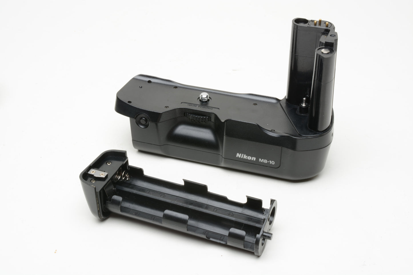 Nikon MB-10 Battery grip for Nikon N90 series cameras