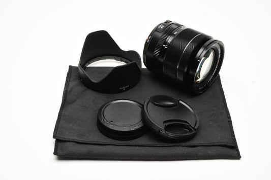 Fujifilm Super EBC XF 18-55mm f2.8-4 R LM OIS zoom w/caps+Hood, Mint-