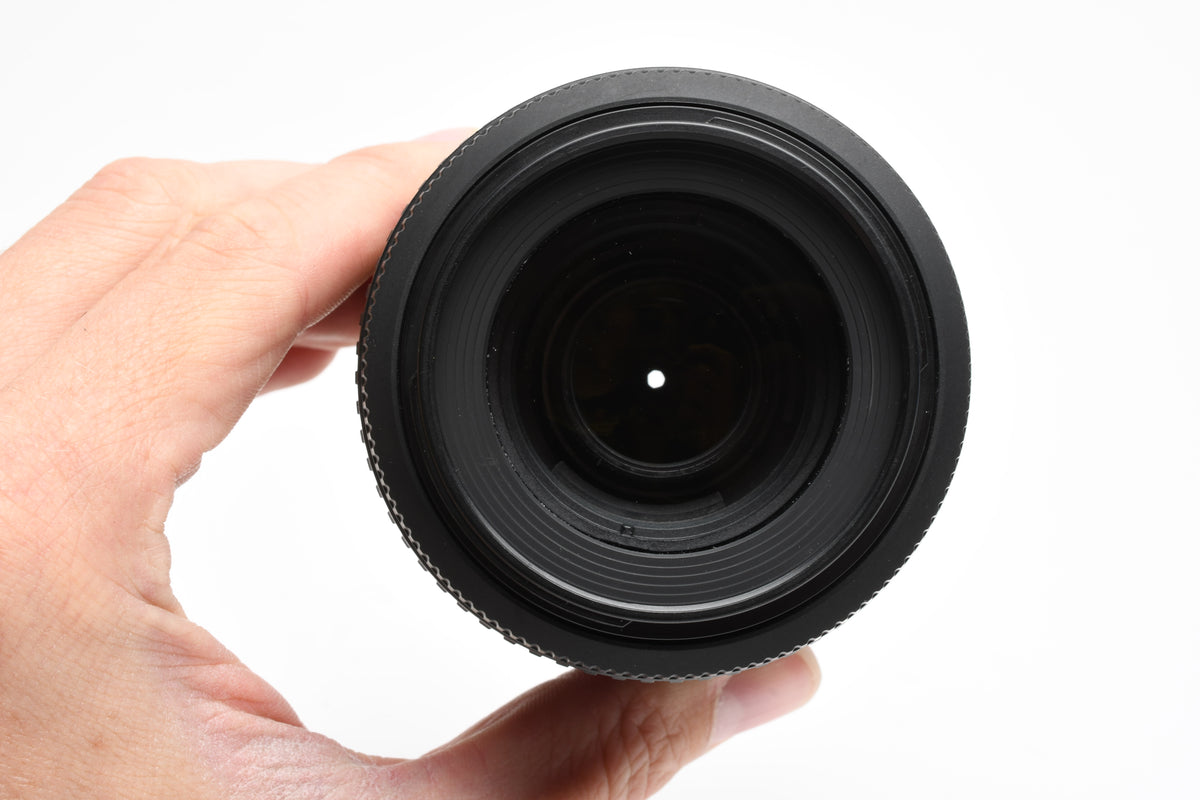 Nikon AF-S 55-200mm f4-5.6G ED DX VR, Caps, Hood, Mint-