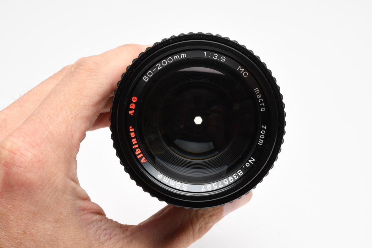 Albinar ADG  80-200mm f3.9 telephoto zoom lens Minolta MD + Caps