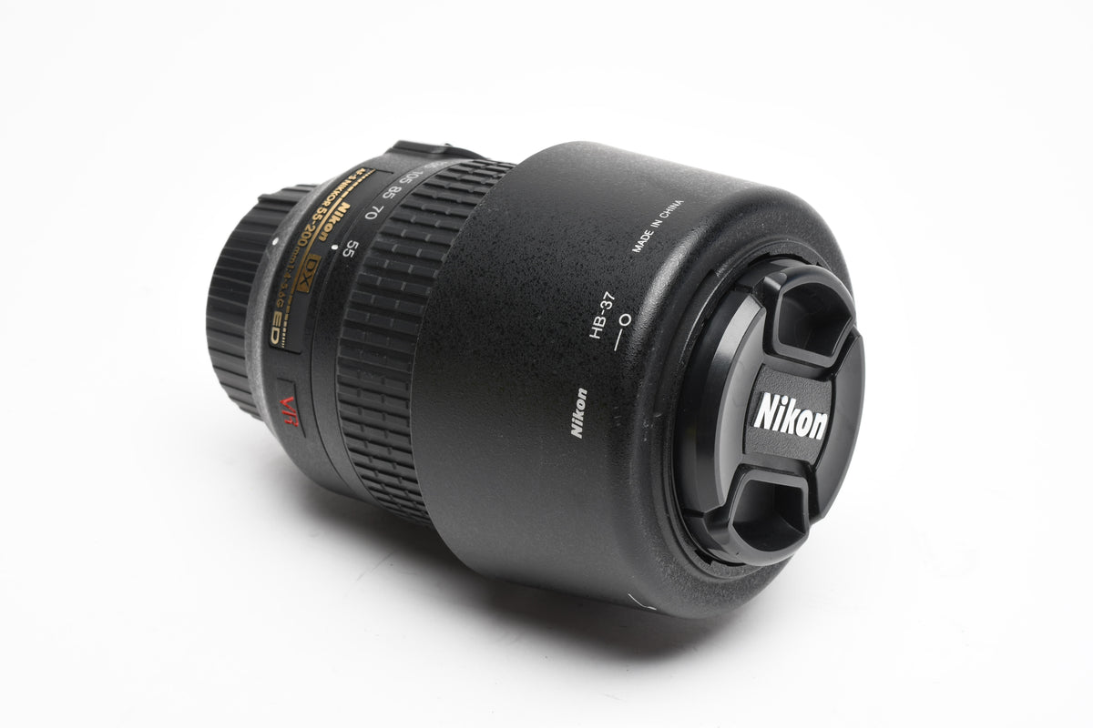 Nikon AF-S 55-200mm f4-5.6G ED DX VR, Caps, Hood, Mint-
