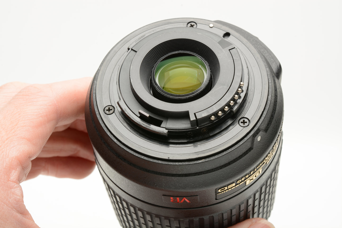 Nikon AF-S 55-200mm f4-5.6G ED VR DX, Hood, Caps, Very clean, Mint-