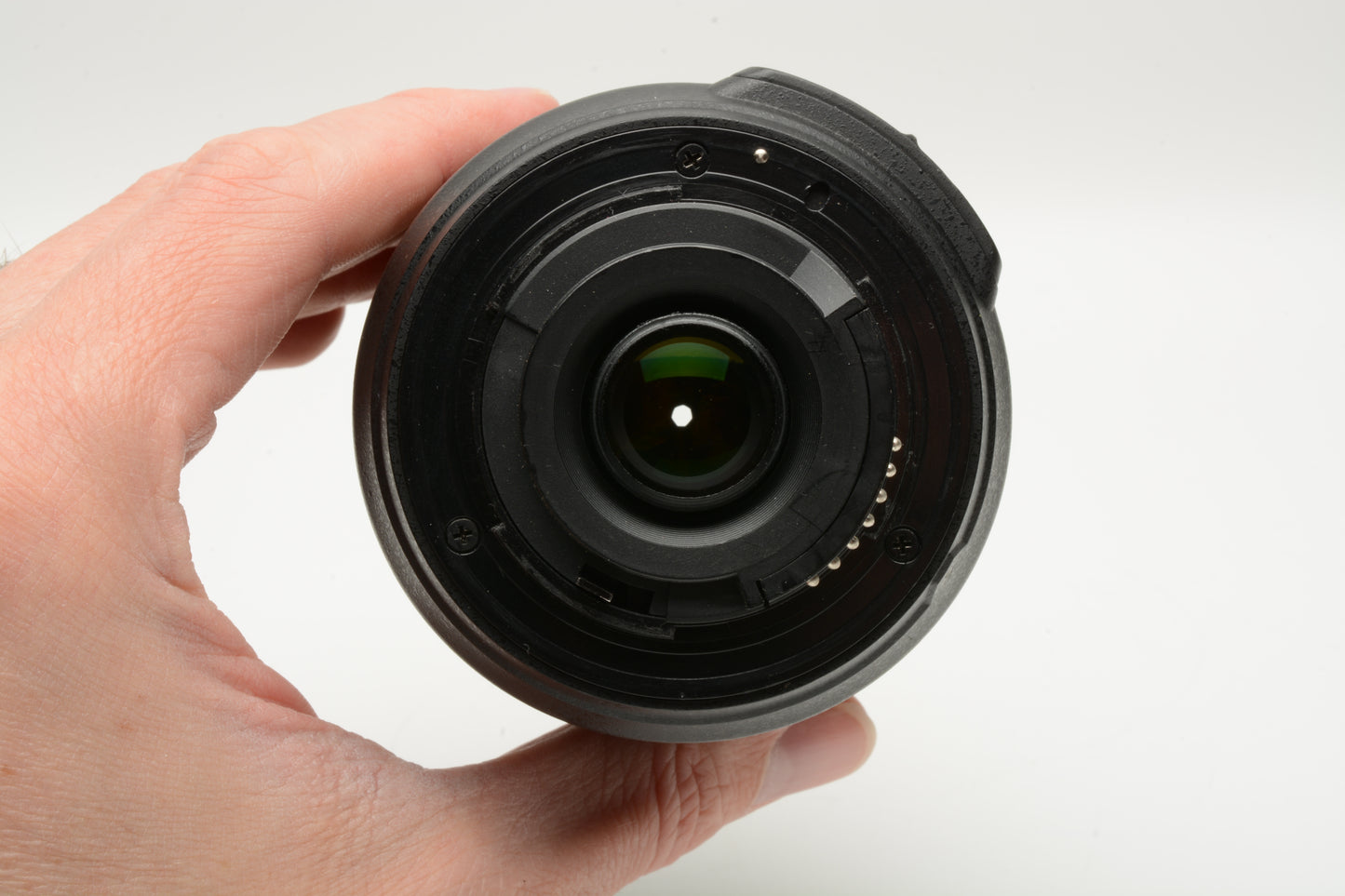 Nikon AF-S 55-200mm f4-5.6G ED VR DX, Hood, Caps, Very clean, Mint-