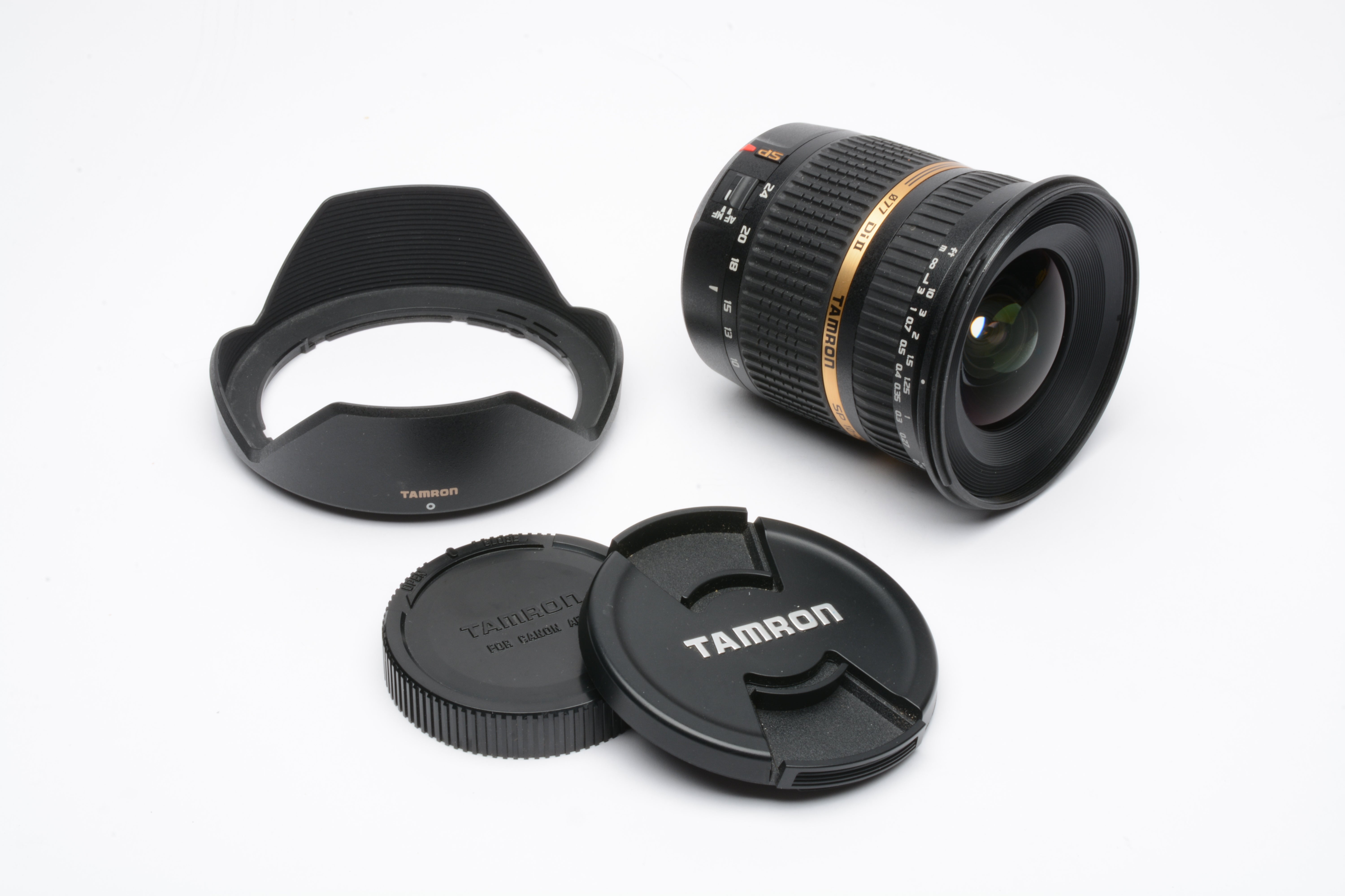 Tamron SP 10-24mm f3.5-4.5 Di II B001 wide zoom for Canon EF, caps, hood,  Mint-