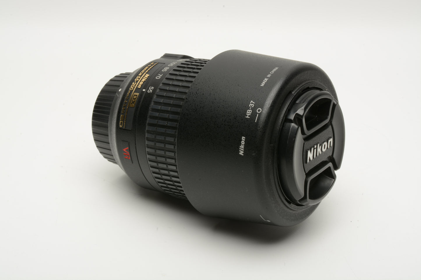 Nikon AF-S 55-200mm f4-5.6G ED VR DX, Hood, Caps, Very clean, Mint-