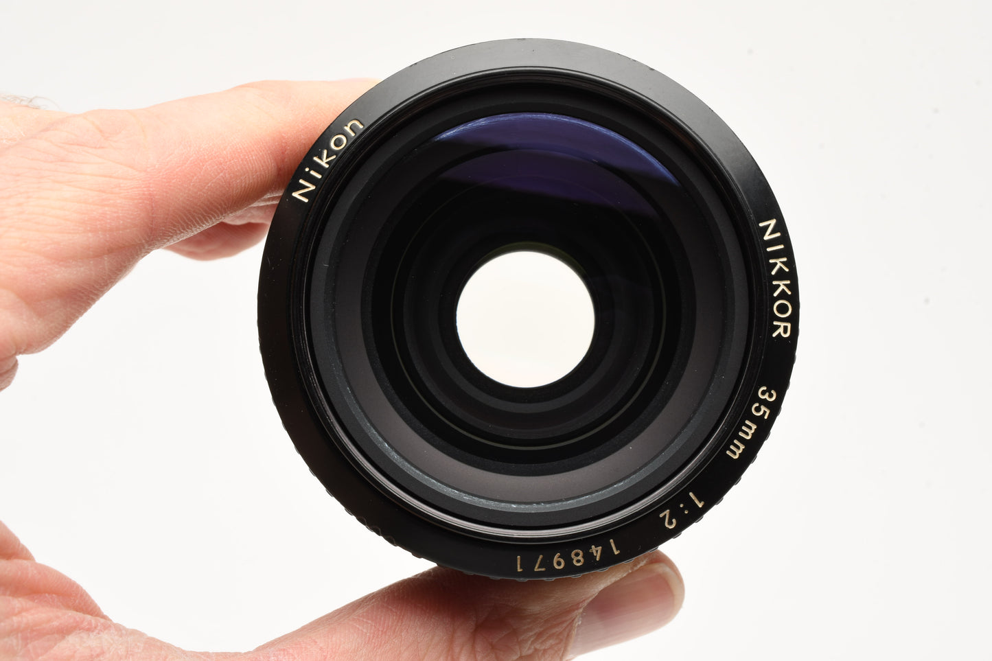 Nikon Nikkor 35mm f2 AI Prime lens, Caps + UV, Sharp, *Read