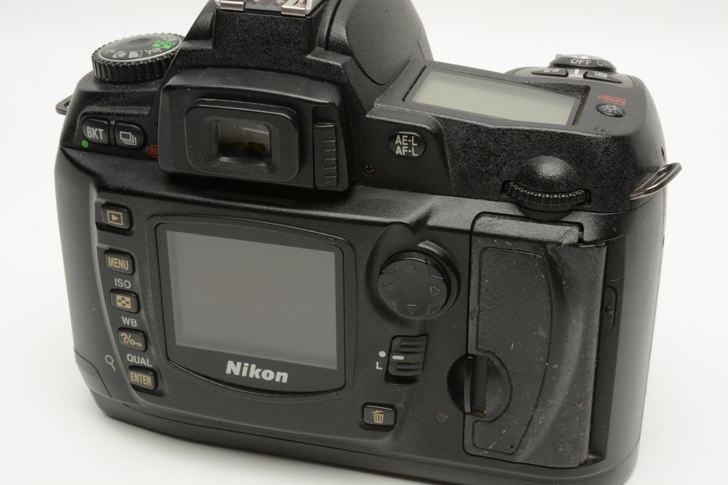 Nikon D70 DSLR body w/batt, charger, strap, 20K Acts, Tested, Works great