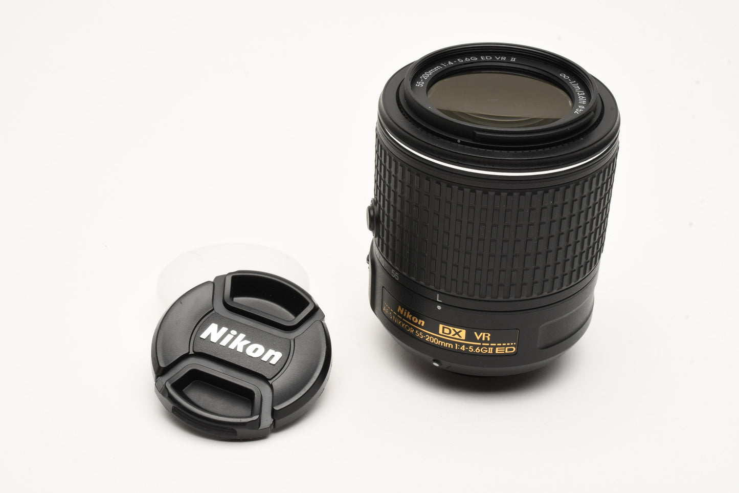 Nikon AF-S Nikkor 55-200mm F4-5.6G II ED DX VR compact zoom, *Bargain