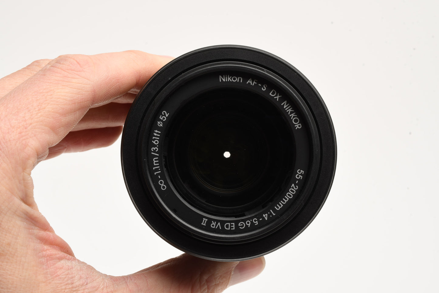 Nikon AF-S Nikkor 55-200mm F4-5.6G II ED DX VR compact zoom, *Bargain