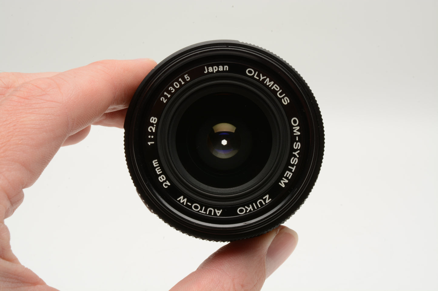 Olympus 28mm f2.8 OM Mount Auto-W wide angle lens, Sky+caps, clean!