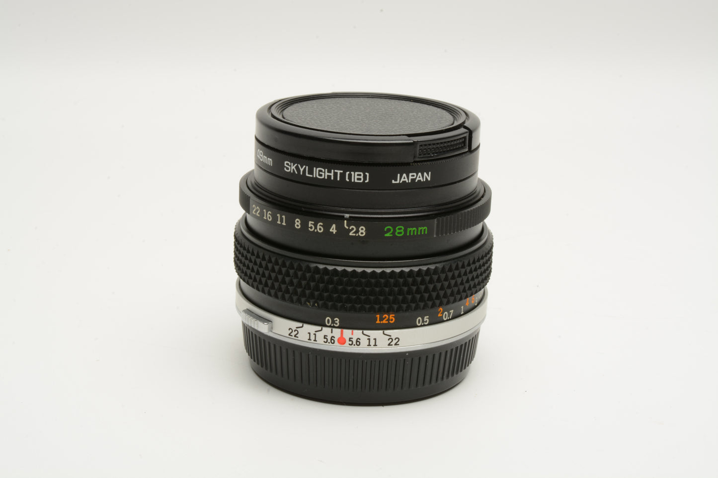 Olympus 28mm f2.8 OM Mount Auto-W wide angle lens, Sky+caps, clean!