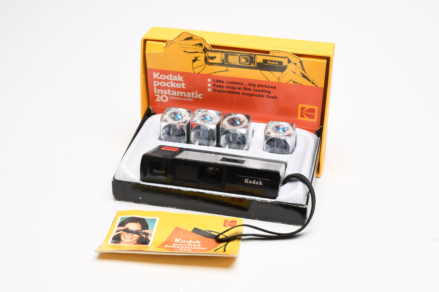 Kodak Instamatic 20 Kit, w/4X Magicubes in box
