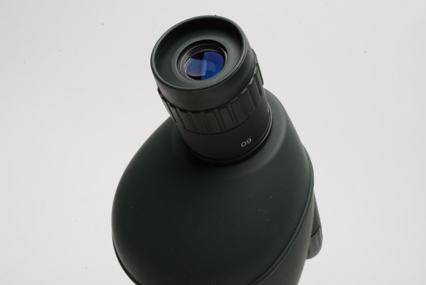 Barska spotting scope w/zoom 20X-60X, case, cap, very gently used