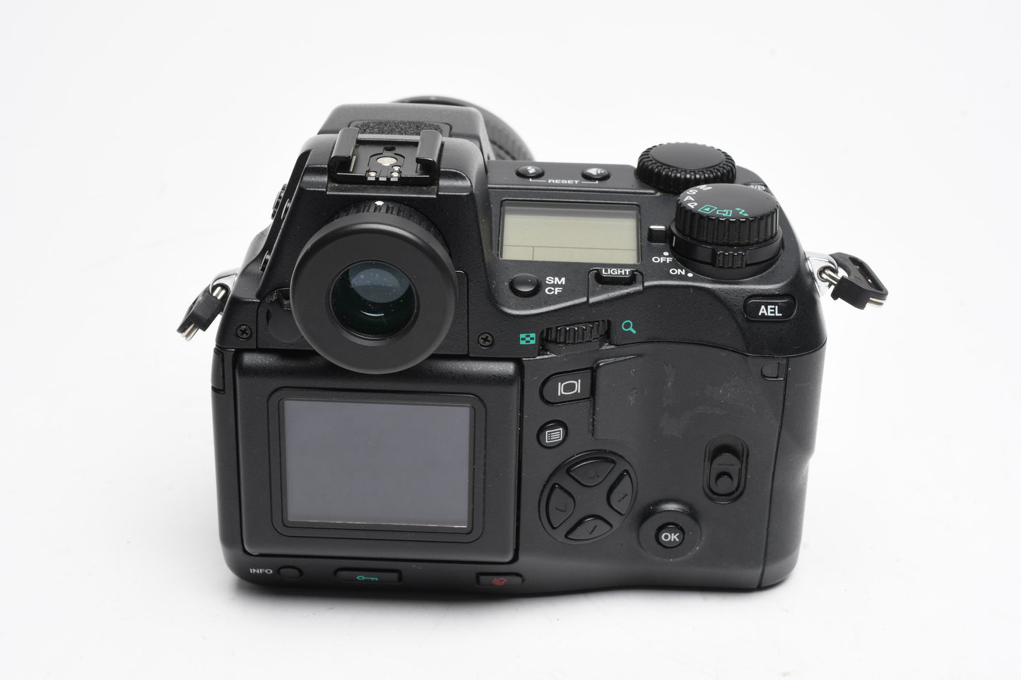 Olympus Camedia E-10 4MP Digital Point&Shoot w/Hood, strap, tested