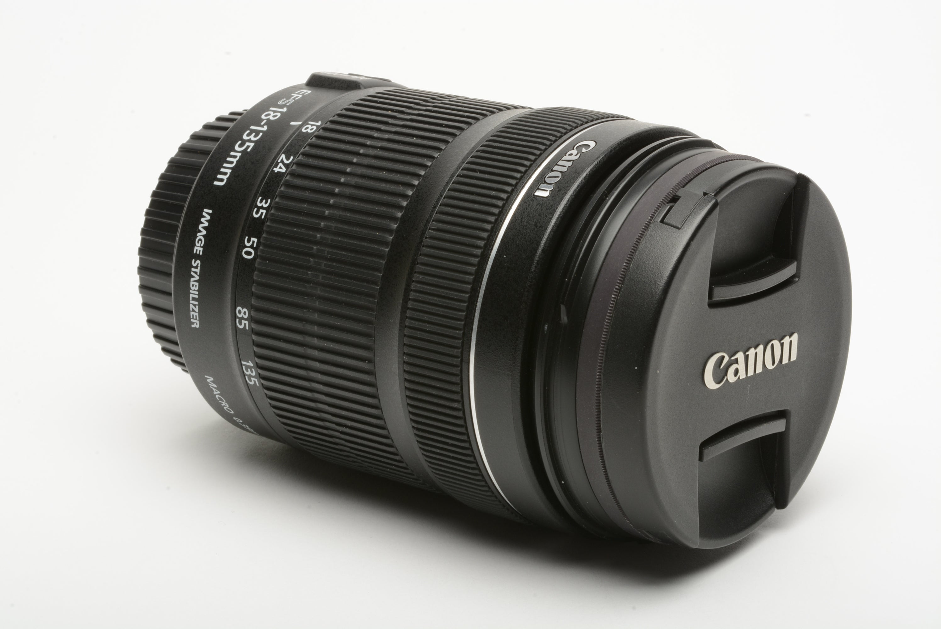 Canon EF-S 18-135mm f3.5-5.6 IS STM zoom lens, manual, UV + caps