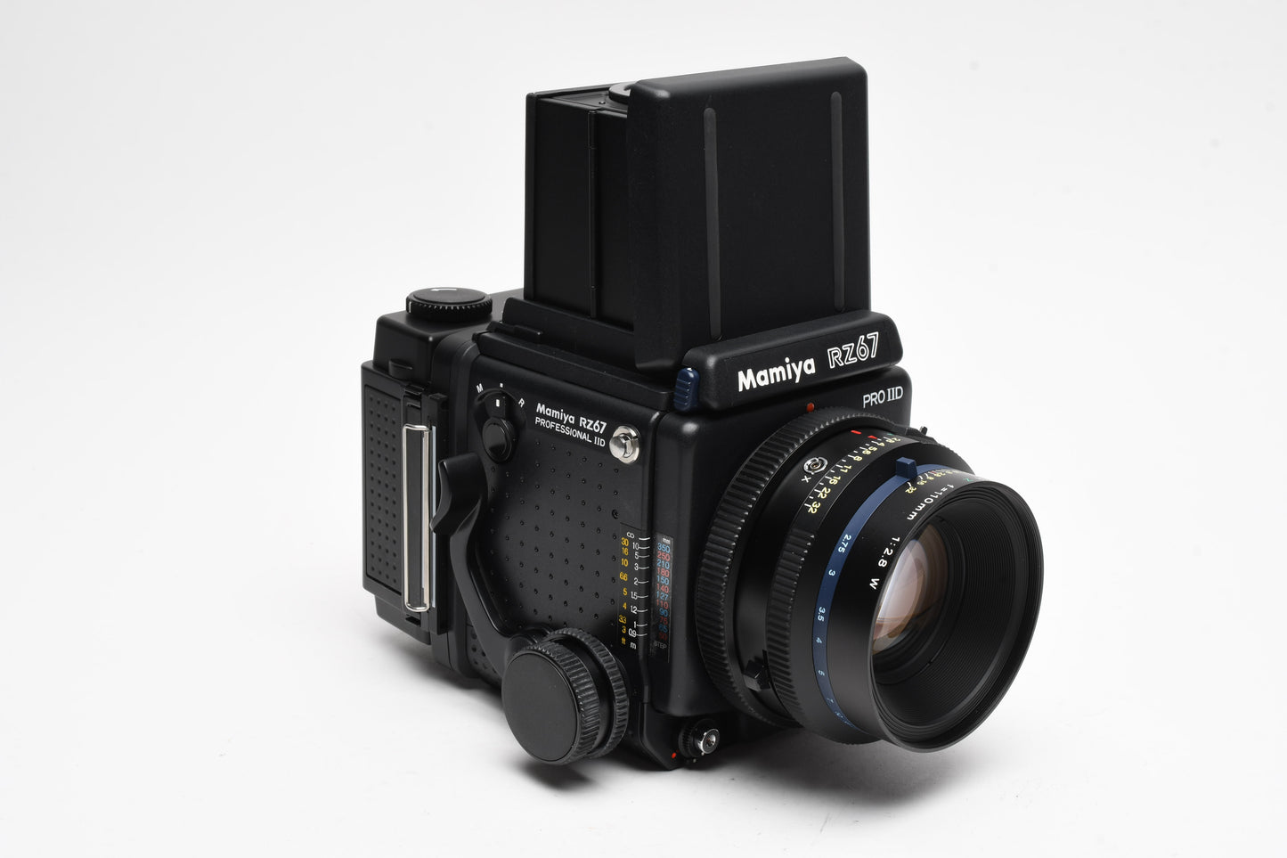 Mamiya RZ67 Professional IID w/110mm f2.8, WLF, 120 Back MINT
