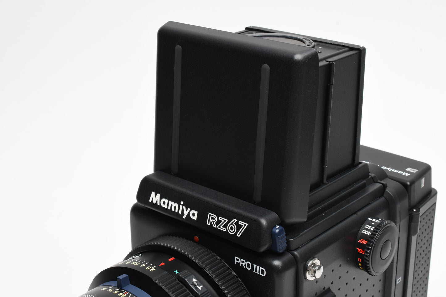 Mamiya RZ67 Professional IID w/110mm f2.8, WLF, 120 Back MINT