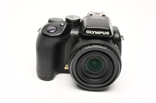Olympus SP-570UZ 10MP Digital Point&Shoot camera w/20x Optical Zoom *Read