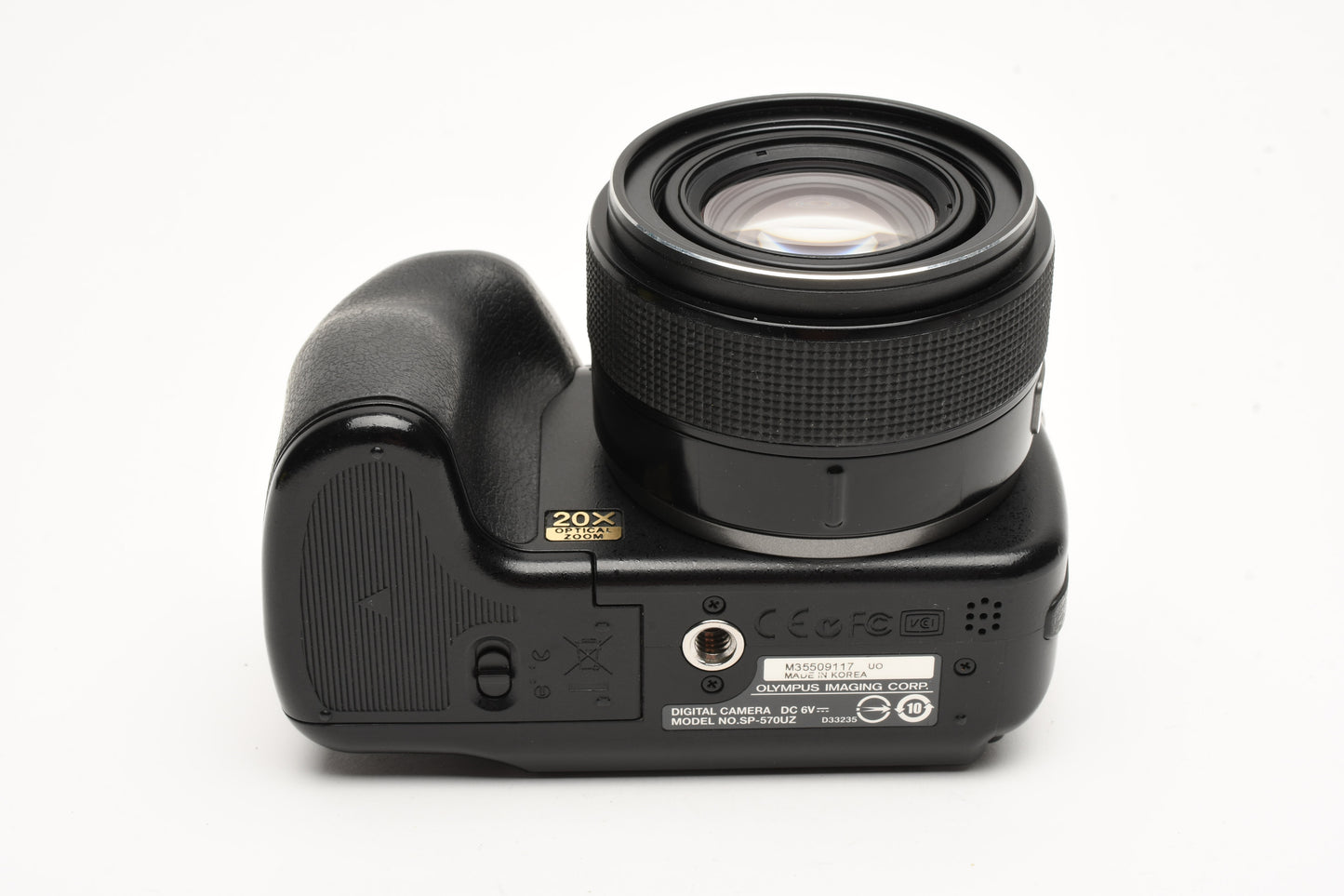 Olympus SP-570UZ 10MP Digital Point&Shoot camera w/20x Optical Zoom *Read