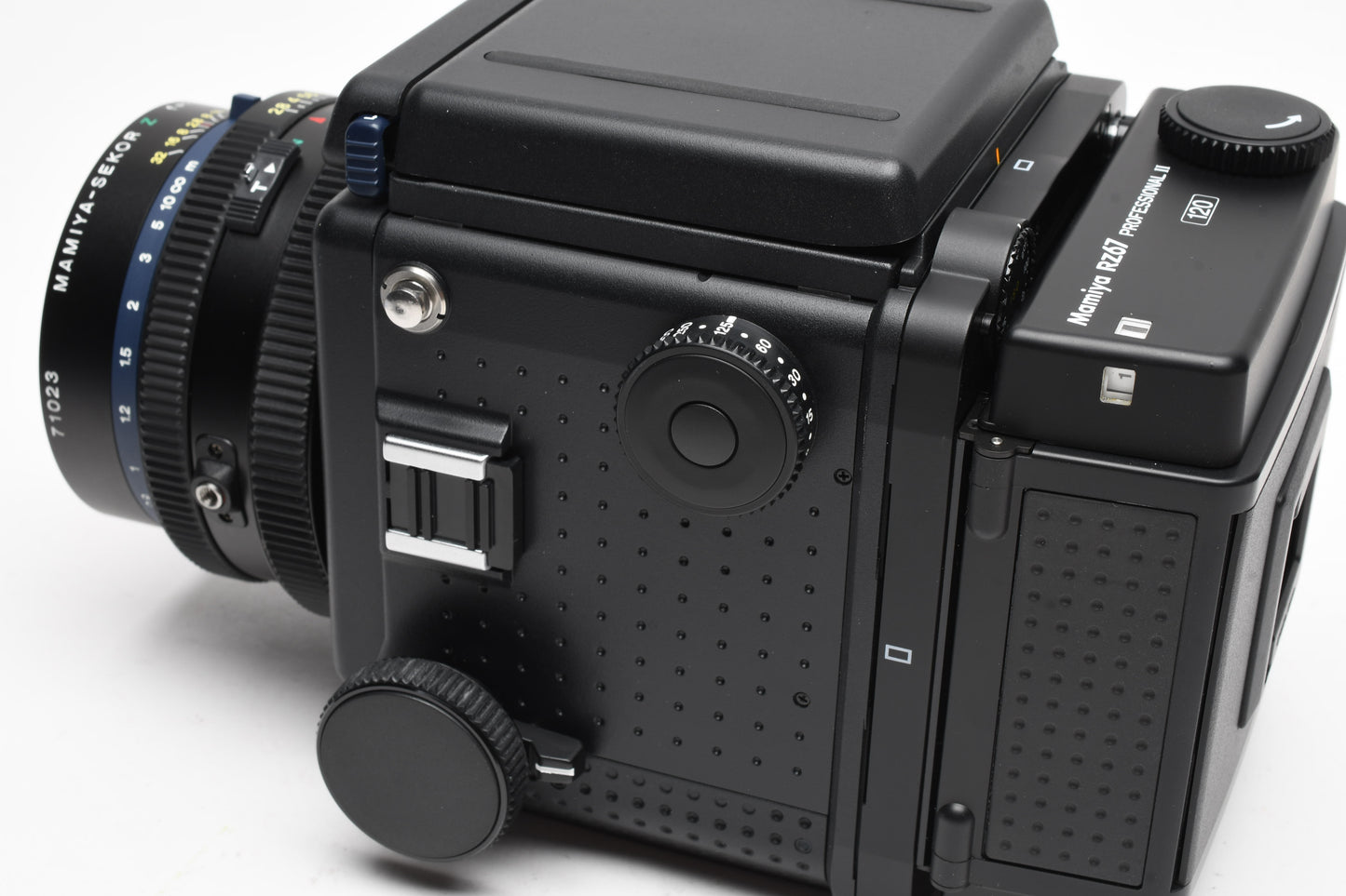 Mamiya RZ67 Professional IID w/110mm f2.8, WLF, 120 Back MINT