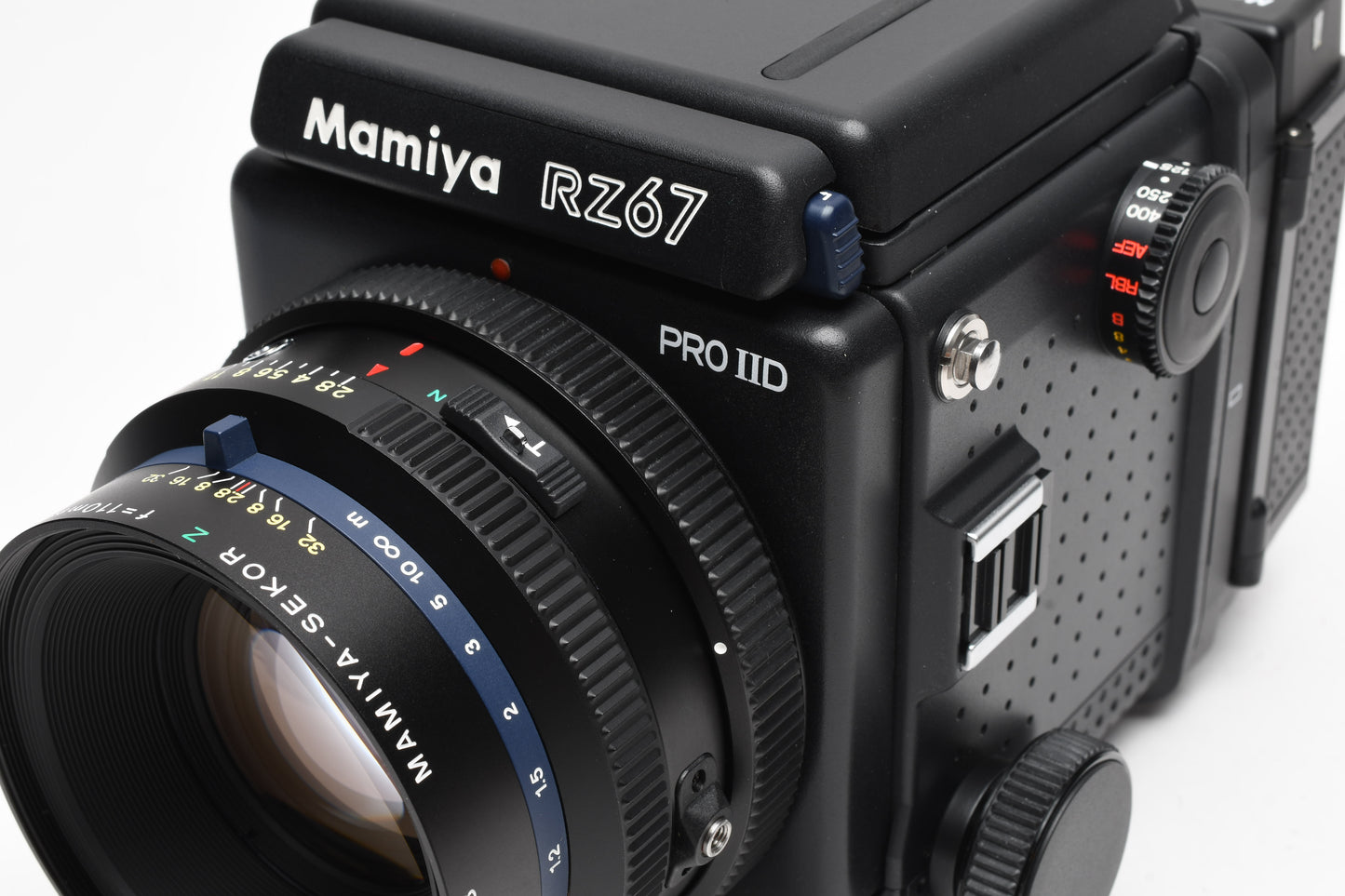 Mamiya RZ67 Professional IID w/110mm f2.8, WLF, 120 Back MINT
