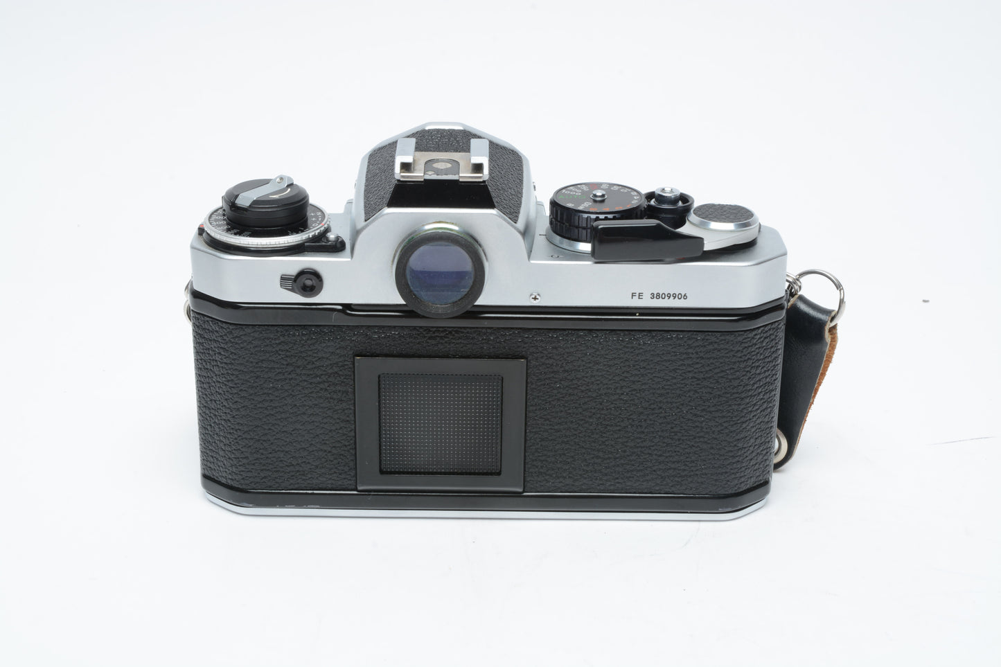 Nikon FE 35mm SLR w/50mm f1.8 E , Strap, New Seals, Case, Tested!