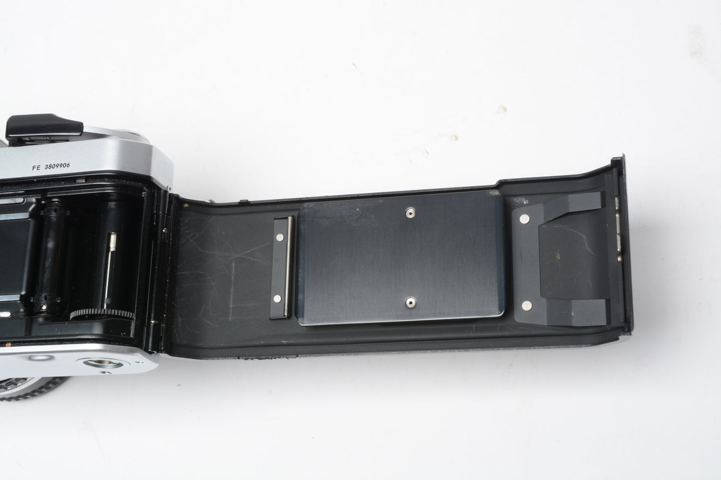 Nikon FE 35mm SLR w/50mm f1.8 E , Strap, New Seals, Case, Tested!