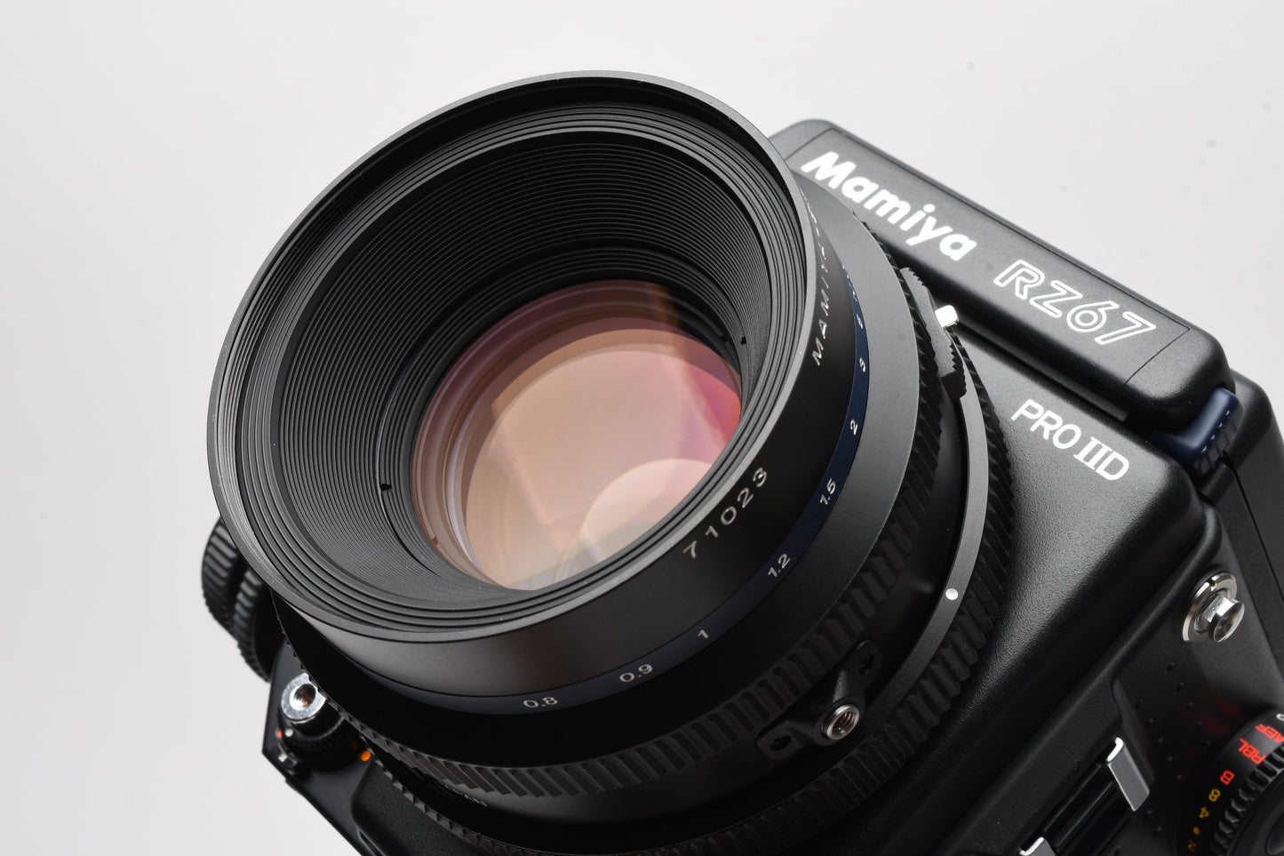 Mamiya RZ67 Professional IID w/110mm f2.8, WLF, 120 Back MINT