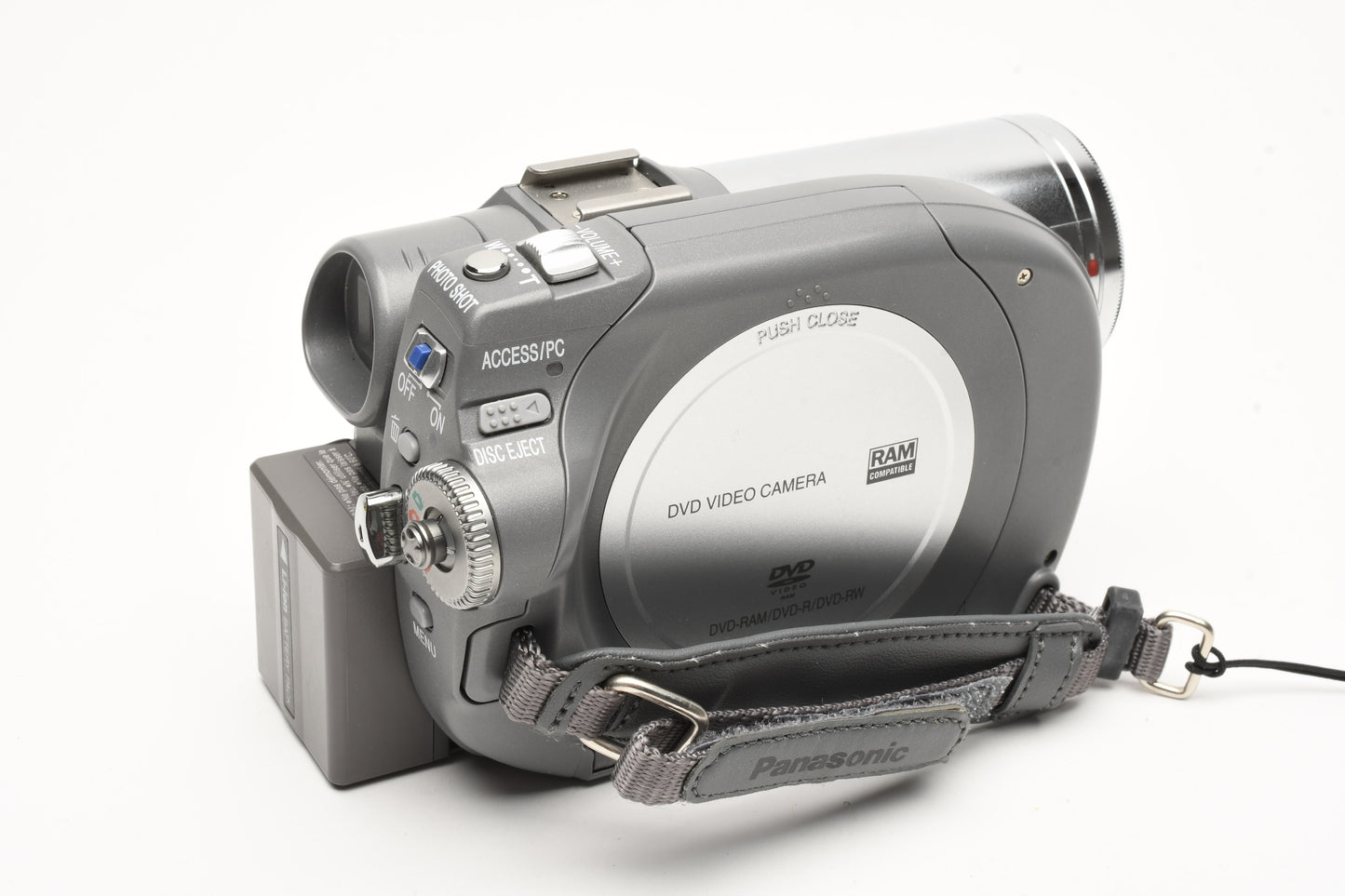 Panasonic VDR-D250 DVD Video Camcorder, AC adapter, batt., Tested