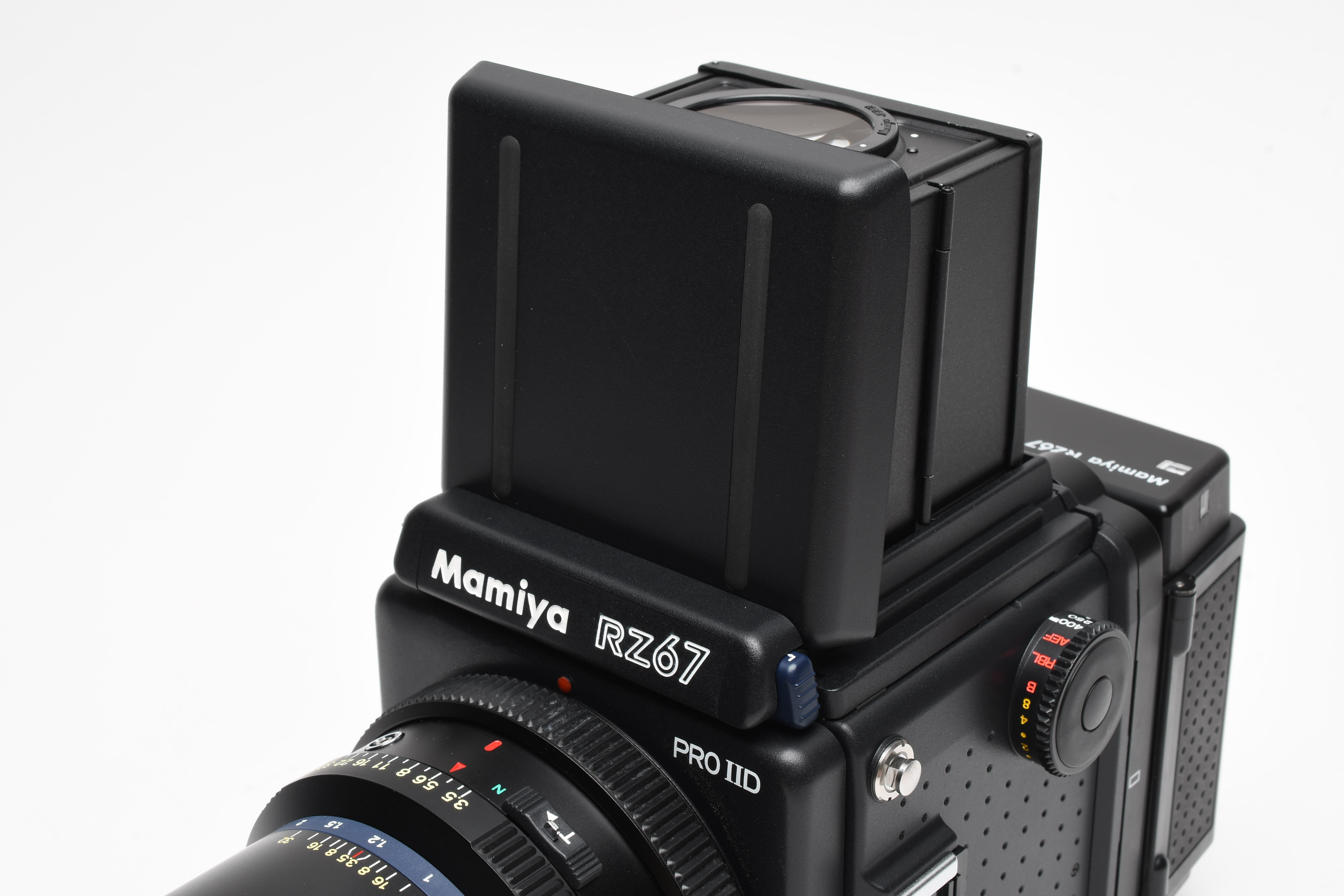 Mamiya RZ67 Professional IID w/90mm f3.5, WLF, 120 Back MINT