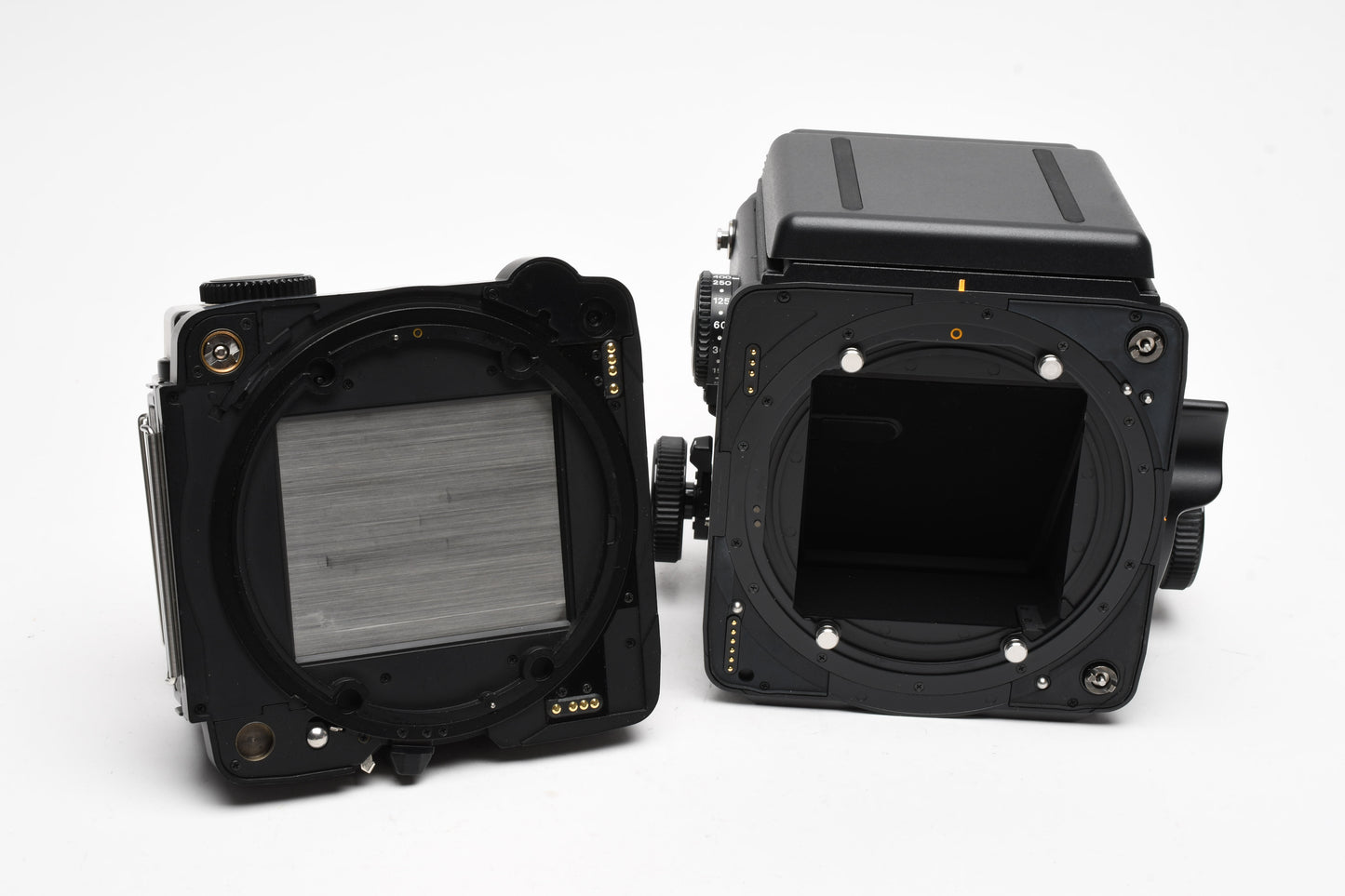 Mamiya RZ67 Professional IID w/90mm f3.5, WLF, 120 Back MINT