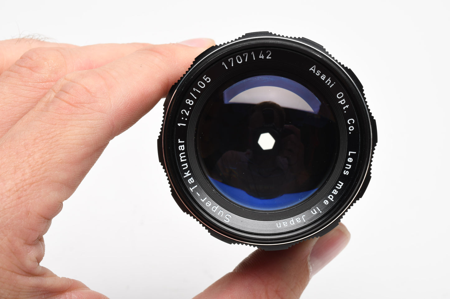 Pentax Super Takumar 105mm f2.8 M42 Mount lens, caps, hood, case, Nice!
