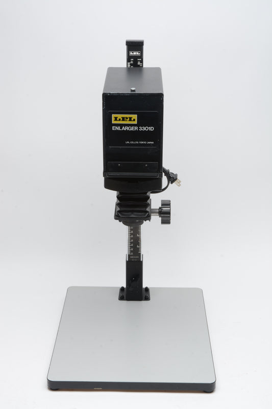 LPL 3301D B&W Condenser Enlarger w/ 50mm f3.5 Lens, Clean! *Read