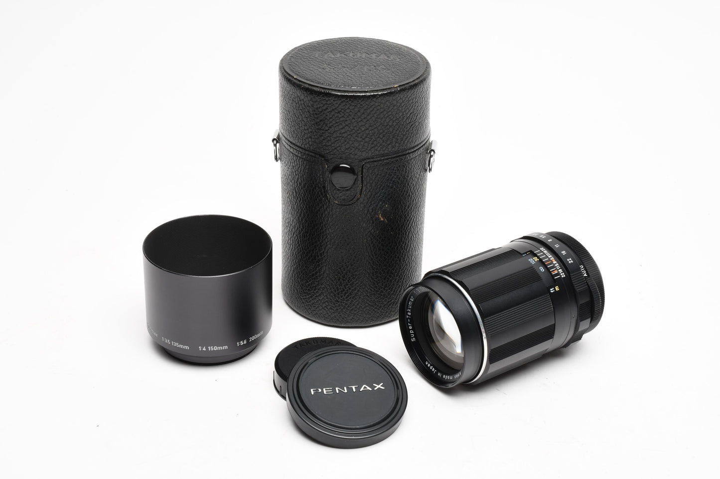 Pentax Super Takumar 135mm f3.5 M42 Mount lens, case, hood, caps, Mint