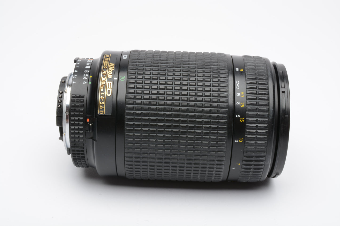 Nikon ED AF Nikkor 70-300mm f4-5.6D zoom lens, hood + caps