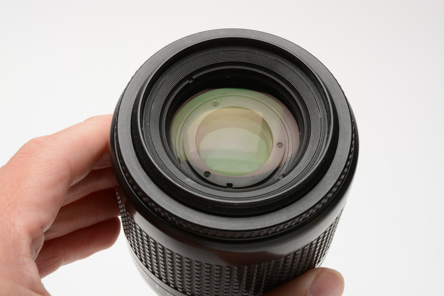 Nikon AF Nikkor 80-200mm F4.5-5.6D w/Caps, very clean, barely used