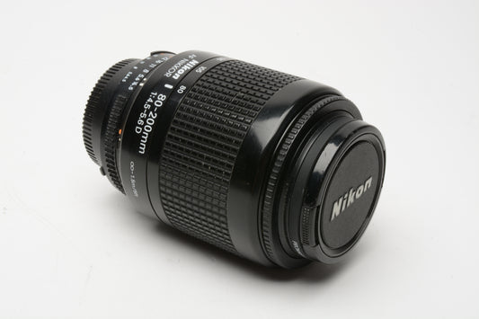 Nikon AF Nikkor 80-200mm F4.5-5.6D w/Caps, very clean, barely used