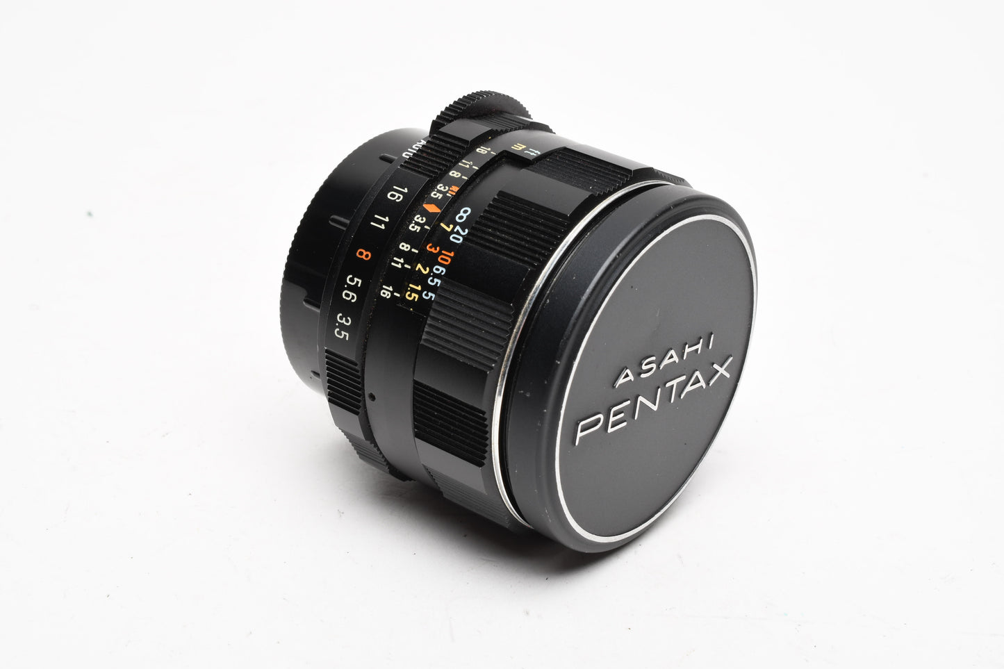 Super Takumar 28mm f3.5 M42 mount lens, caps, case, hood, Mint-