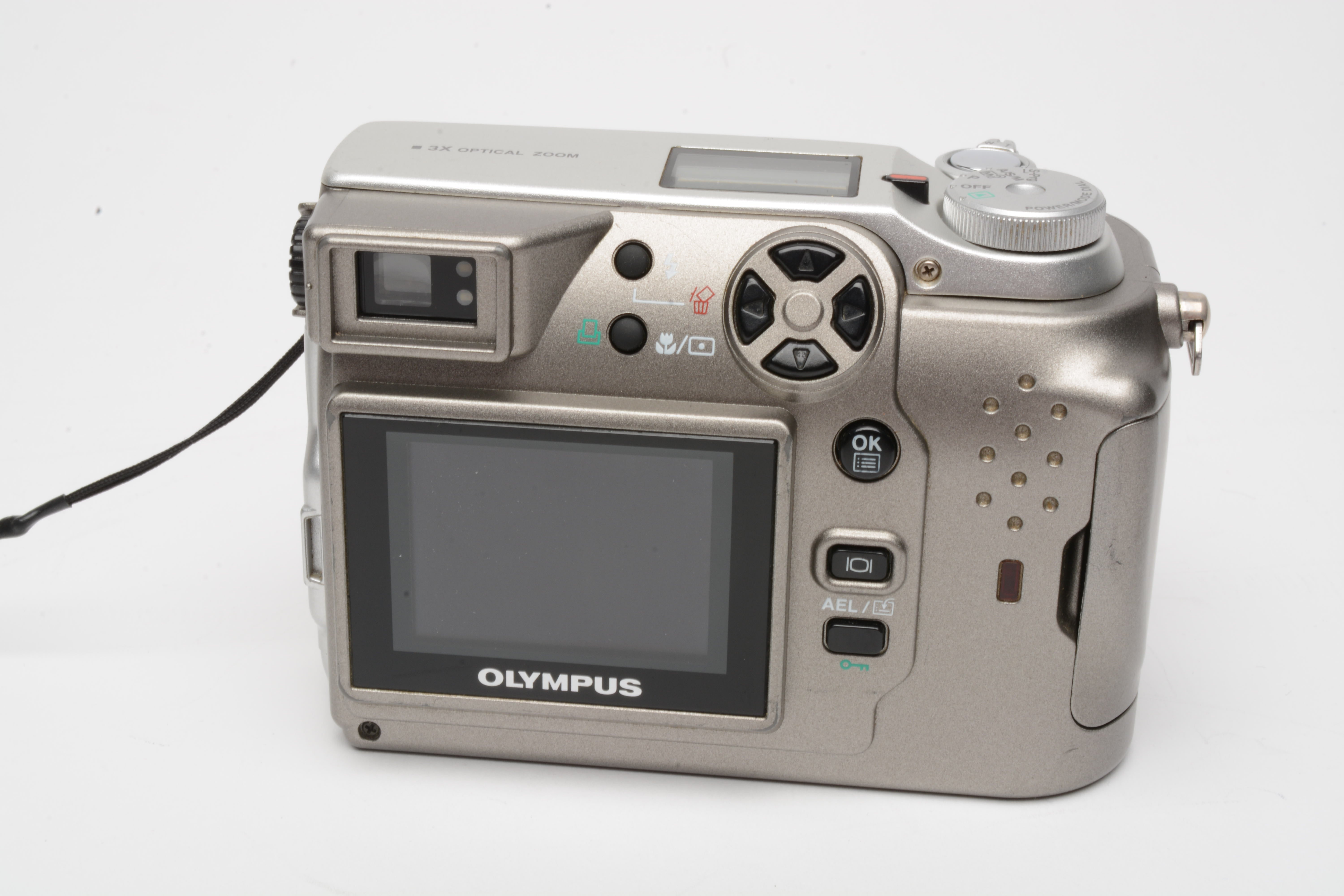 Olympus C-3020 3.2MP Camedia Digital Point&Shoot w/manual