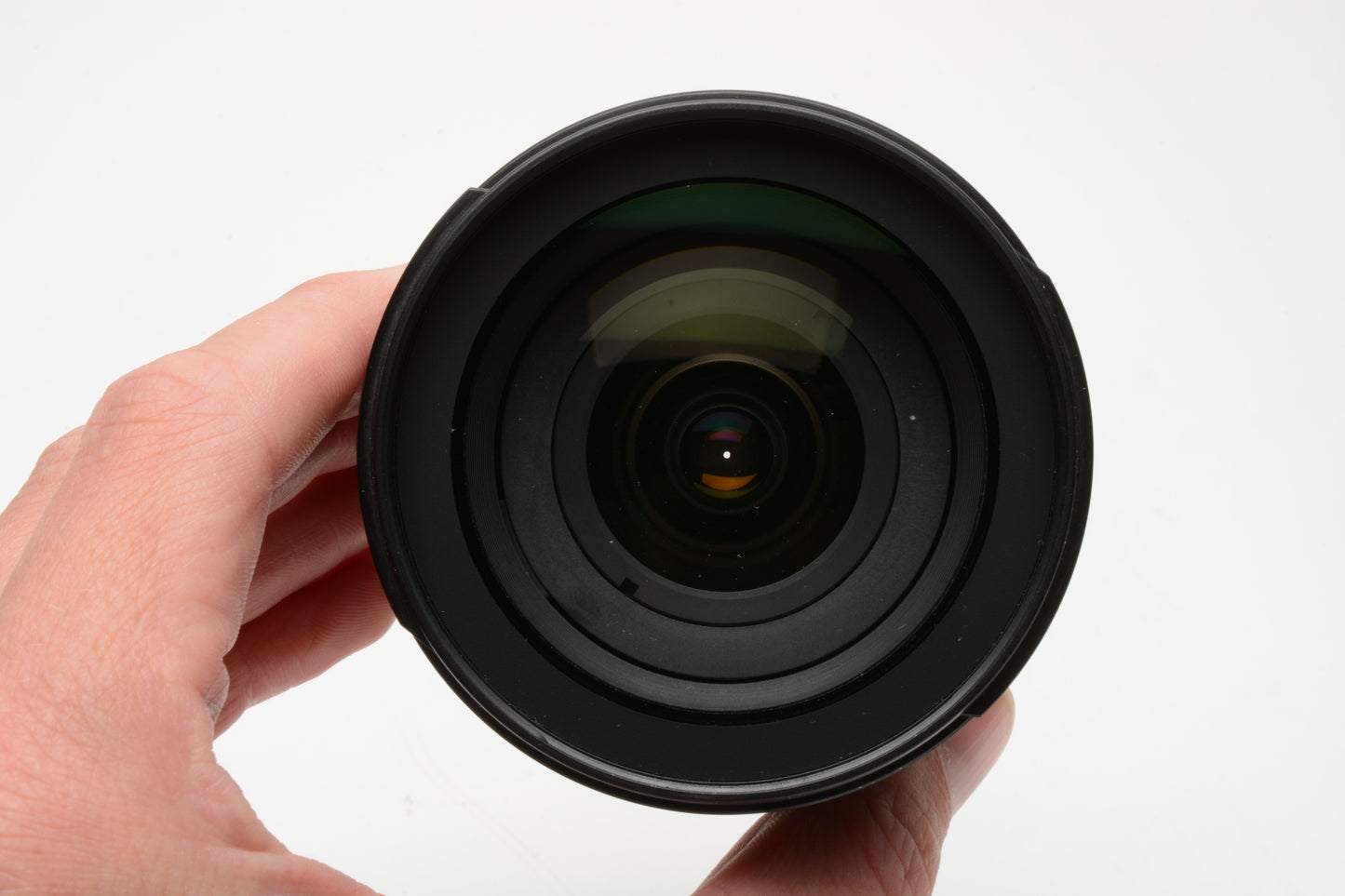 Nikon AF-S Nikkor 18-70mm f3.5-4.5G ED DX IF w/caps, hood, UV, Tested