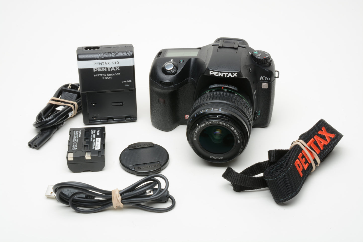 Pentax K10D DSLR w/AF 18-55mm f3.5-5.6 zoom lens, batt+charger, Only 7273 Acts!