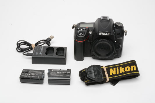 Nikon D7000 16.2MP DSLR, 2batts, charger, strap, Only 18K Acts, Tested