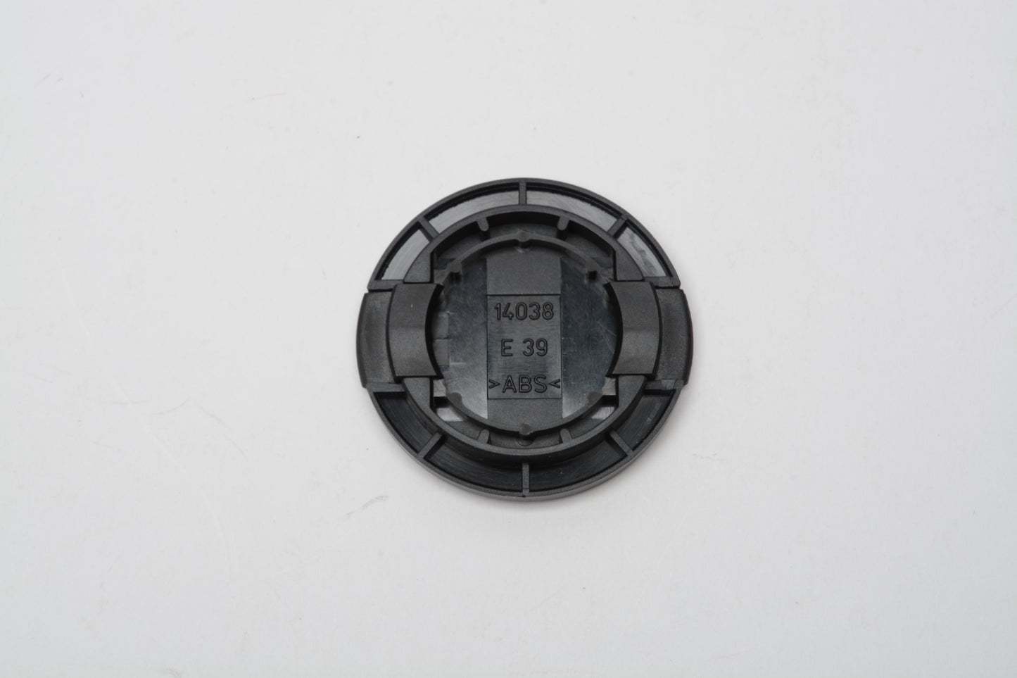 Leica 39mm Front Lens Cap #14038 NEW