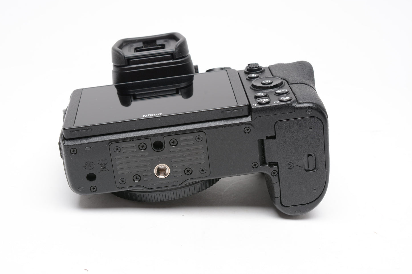 Nikon Z6 Mirrorless body, 2 batts+charger+L Grip, USA version