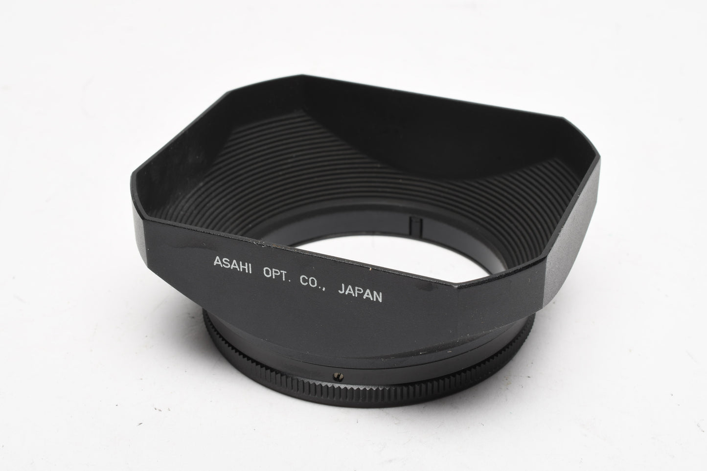 Takumar 28mm f3.5 metal lens hood, 49mm diameter, Clean