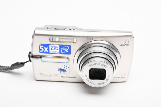 Olympus Stylus 780 7.1MP Digital Point&Shoot camera, All-Weather,+1GB XD