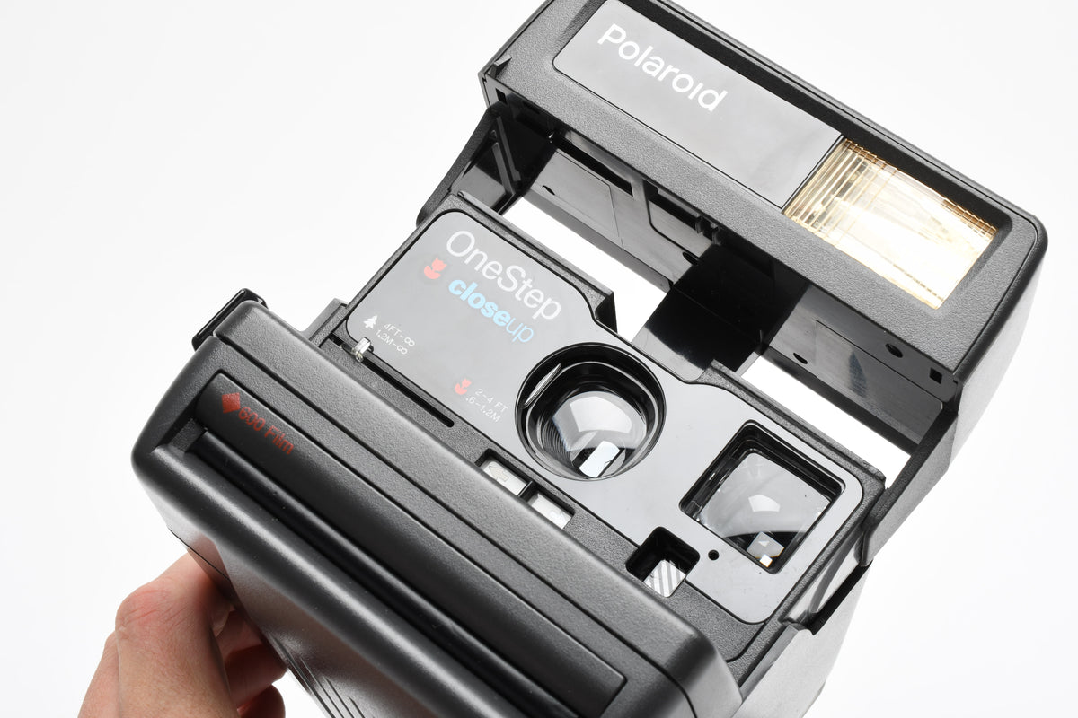 Polaroid 600 OneStep CloseUp Instant Camera (600 film), tested, clean, w/Strap