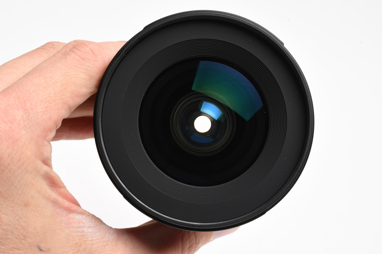 Nikon Nikkor AF 18-35mm f3.5-4.5 D ED wide zoom lens, Hood, Mint-