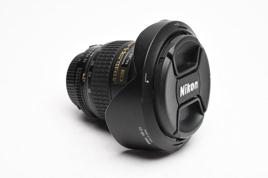 Nikon Nikkor AF 18-35mm f3.5-4.5 D ED wide zoom lens, Hood, Mint-